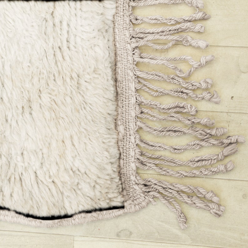white and black Mrirt carpet| soft wool |customize your size| moroccan rug