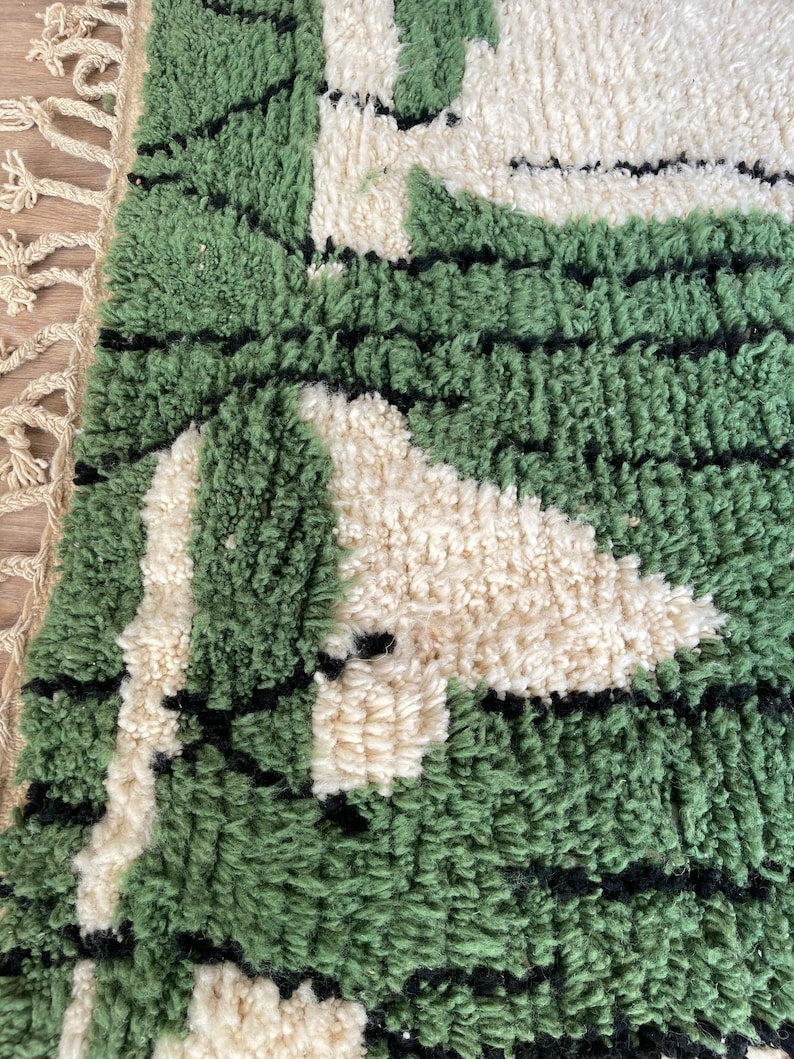 Green beni ouarine rug| soft wool |customize your size