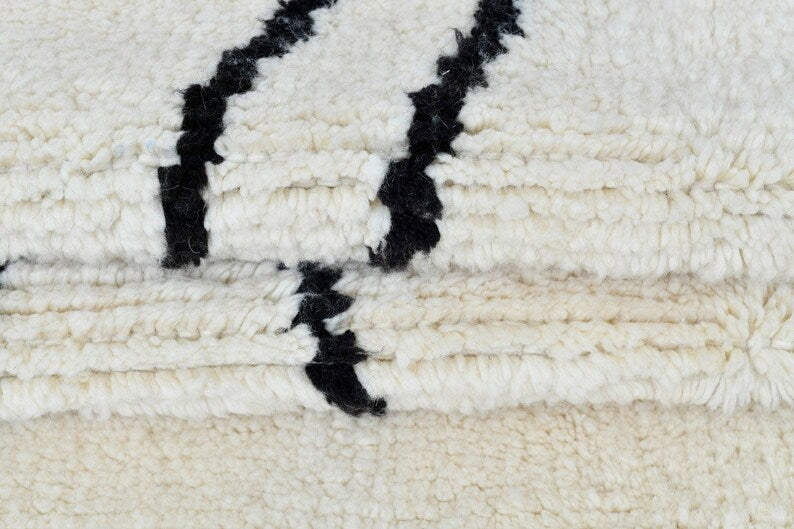 White mrirt carpet| soft wool |customize your size| moroccan rug