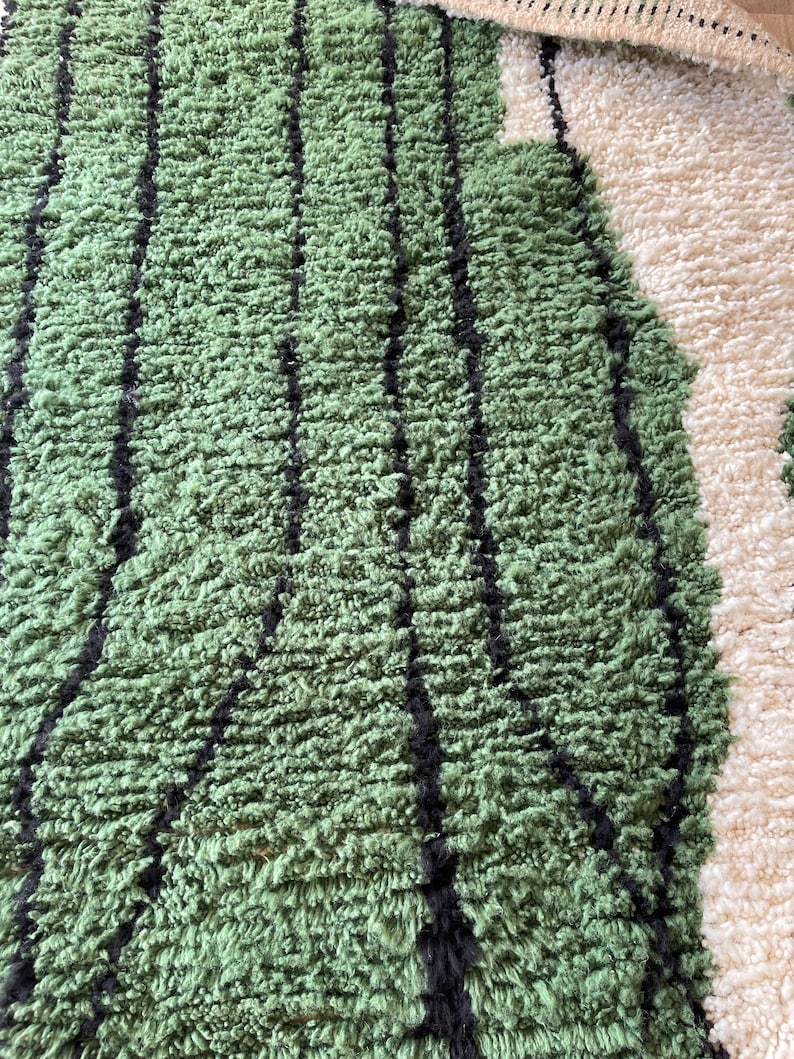 Green beni ouarine rug| soft wool |customize your size