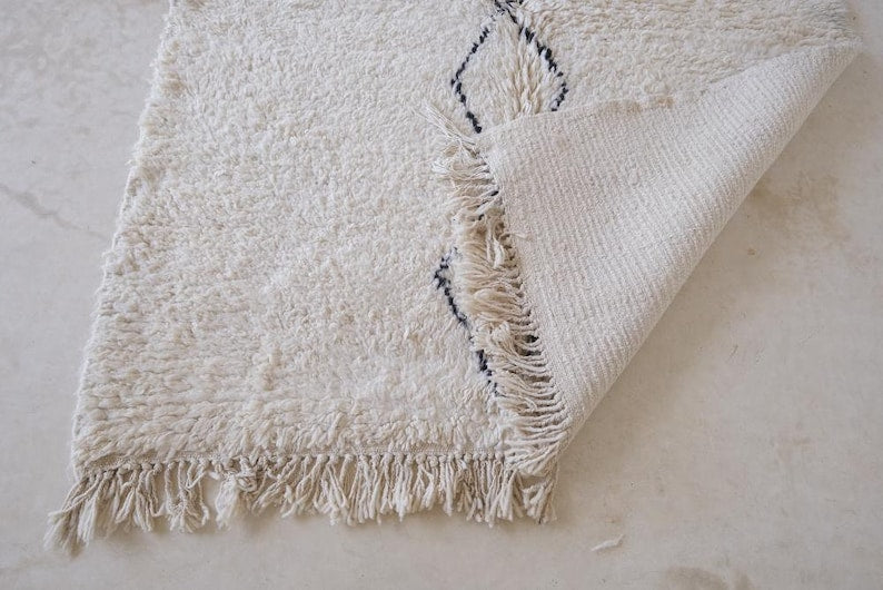 White moroccan handmade carpet| soft wool |customize your size| moroccan rug