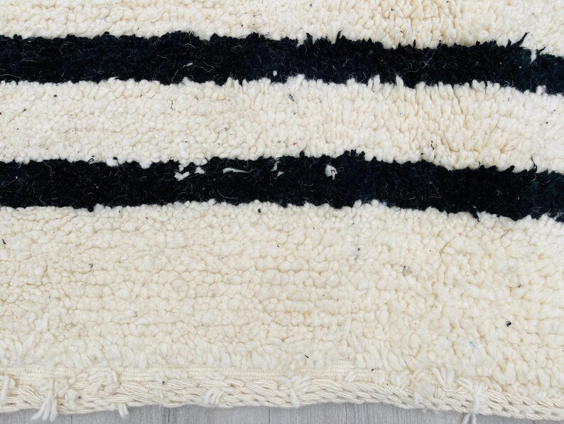 White and black rectangle carpet| soft wool |customize your size| moroccan rug
