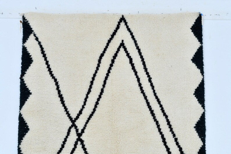 White mrirt carpet| soft wool |customize your size| moroccan rug