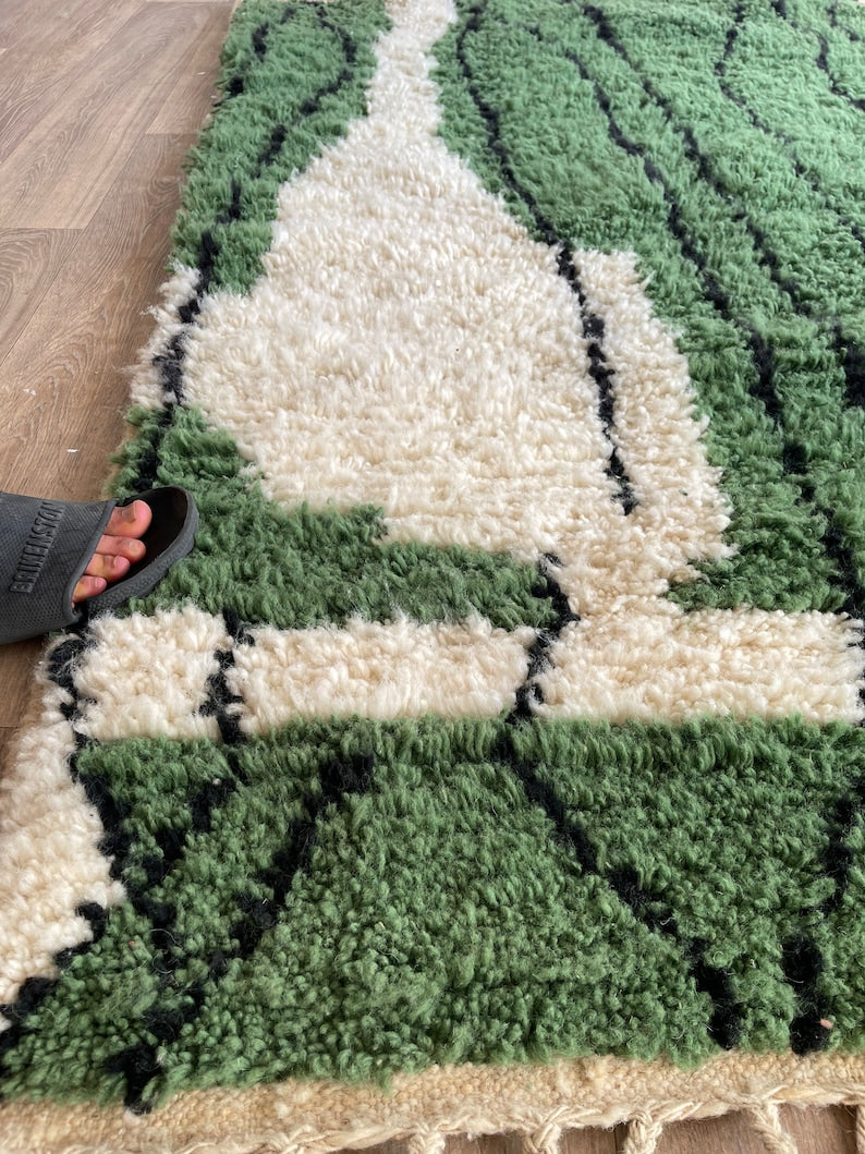 Green beni ouarine rug| soft wool |customize your size