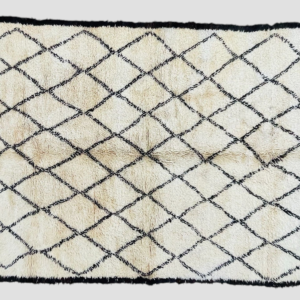 Beni Ourain Moroccan Rug – Timeless Elegance Unique from the High Atlas | 278cm X 186cm | White