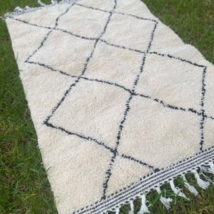 Berbère Rug – Timeless Elegance Unique from the High Atlas | 150 cm x 250 cm | White –