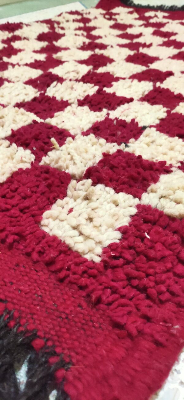 Moroccan Azilal Rug – Absolutely Unique from the High Atlas 3.3ftx2.6ft | 80 cm x 100 cm  | White and red - Image 3