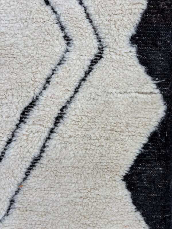 Beni ourain rug - Moroccan rug - Custom size rug - black and white - Image 3