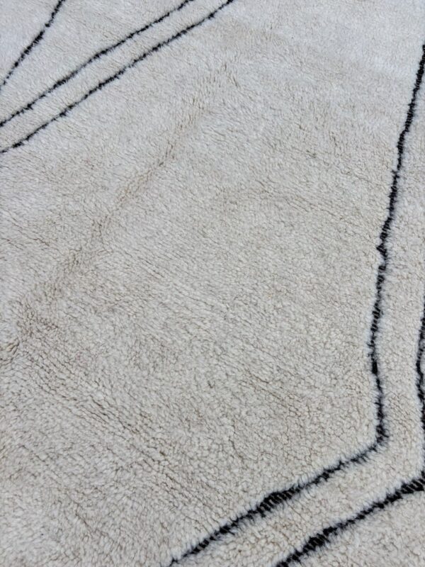 Beni ourain rug - Moroccan rug - Custom size rug - black and white - Image 4