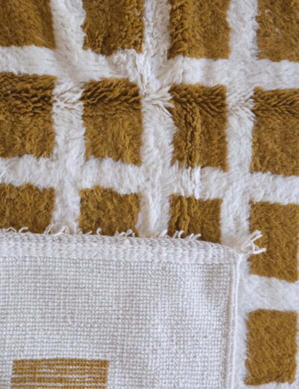 beni ouarine rug - Moroccan rug - Custom size rug - Image 3