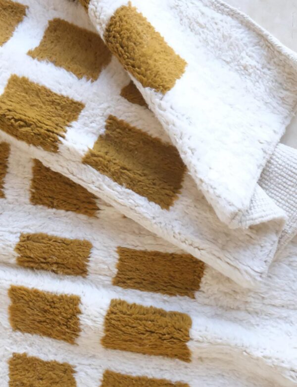 beni ouarine rug - Moroccan rug - Custom size rug - Image 6