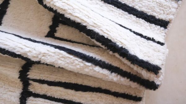beni ouarine rug - Moroccan rug - Custom size rug - Image 9