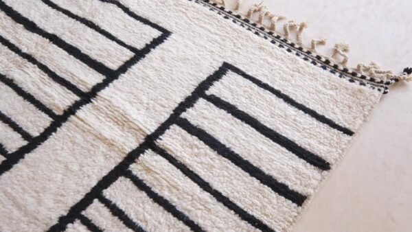 beni ouarine rug - Moroccan rug - Custom size rug - Image 5