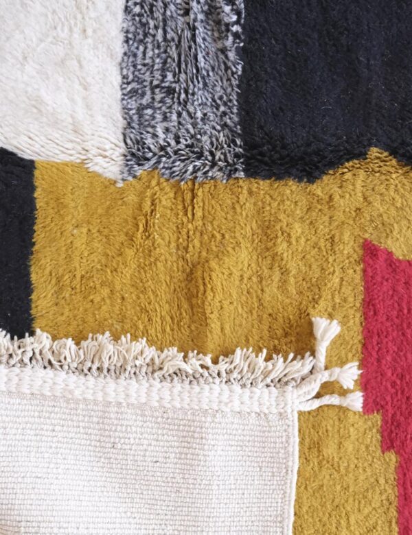 beni ouarine rug - Moroccan rug - Custom size rug - Image 4