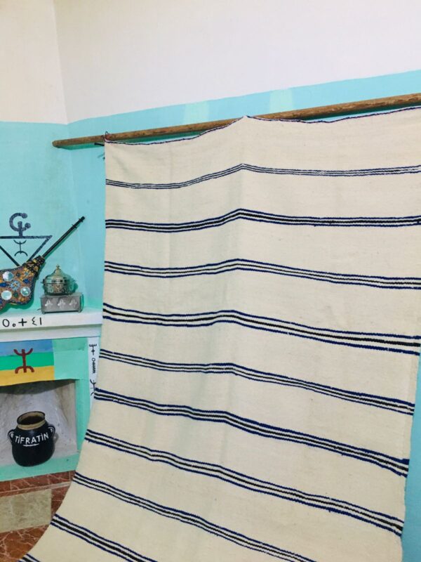 WHITE AND BLUE moroccan rugs "TAHNDIRT" 330cm x 187cm   10.8268ft x 6.13517ft
