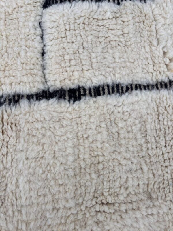 white beni ouarine rug - Moroccan rug - Custom size rug - - Image 2